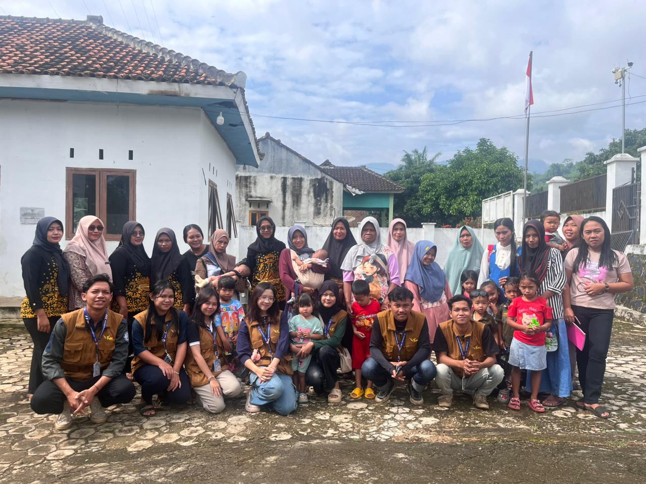 Berita: Mahasiswa KKN ITERA Turut Berpartisipasi dalam Kegiatan Posyandu Anak dan Balita di Pekurun Selatan